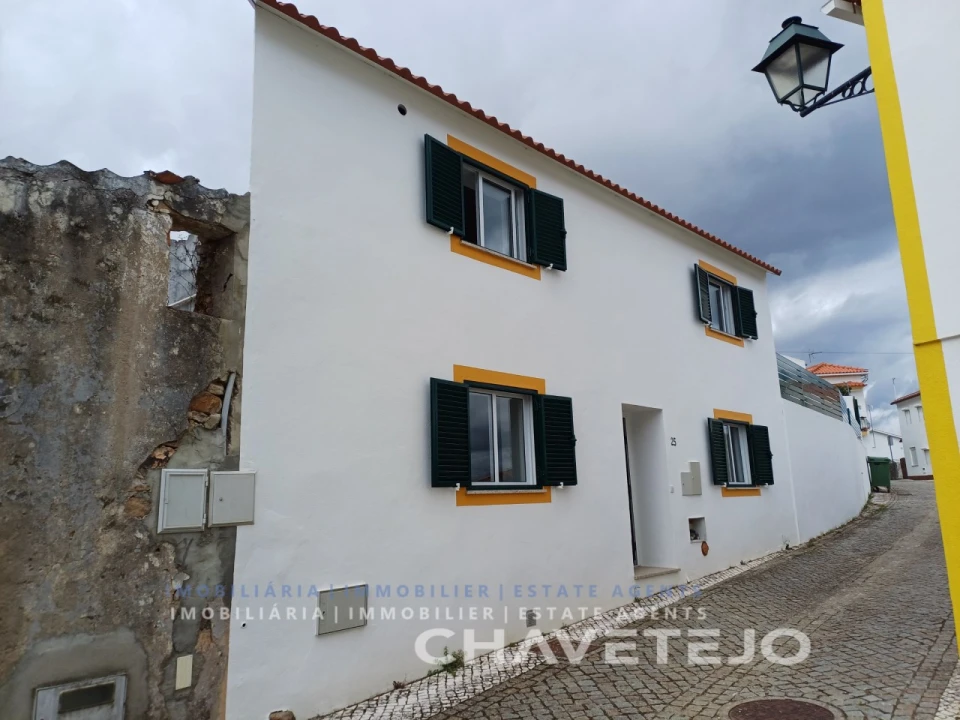 Quinta T3 para Venda em Vila de Rei Foto 2