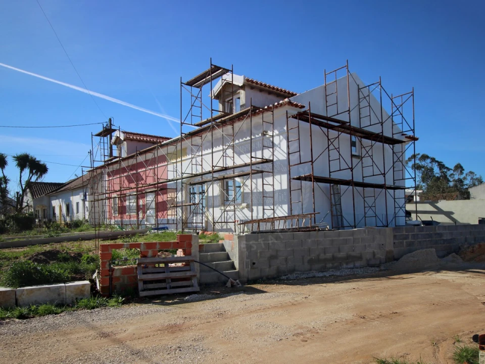 Moradia T2 para Venda em Painho e Figueiros Foto 3