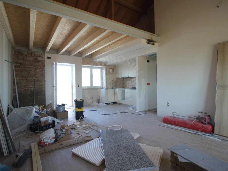 Moradia T2 para Venda em Painho e Figueiros Foto 12