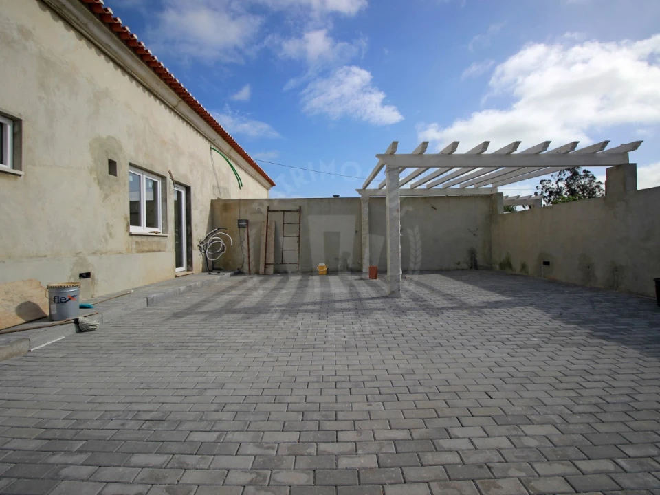 Moradia T2 para Venda em Painho e Figueiros Foto 33