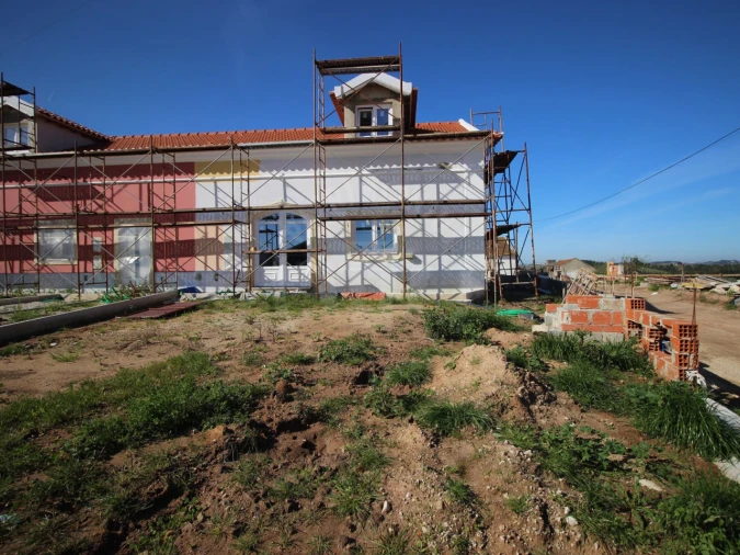 Moradia T2 para Venda em Painho e Figueiros Foto 2