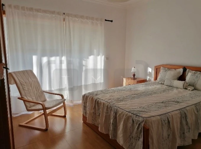 Moradia T4 para Venda em Serra e Junceira Foto 12