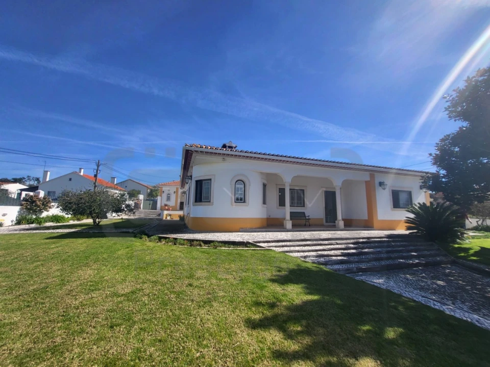 Moradia T3 para Venda em São Pedro de Tomar Foto 33