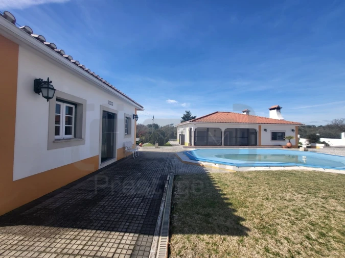 Moradia T3 para Venda em São Pedro de Tomar Foto 34