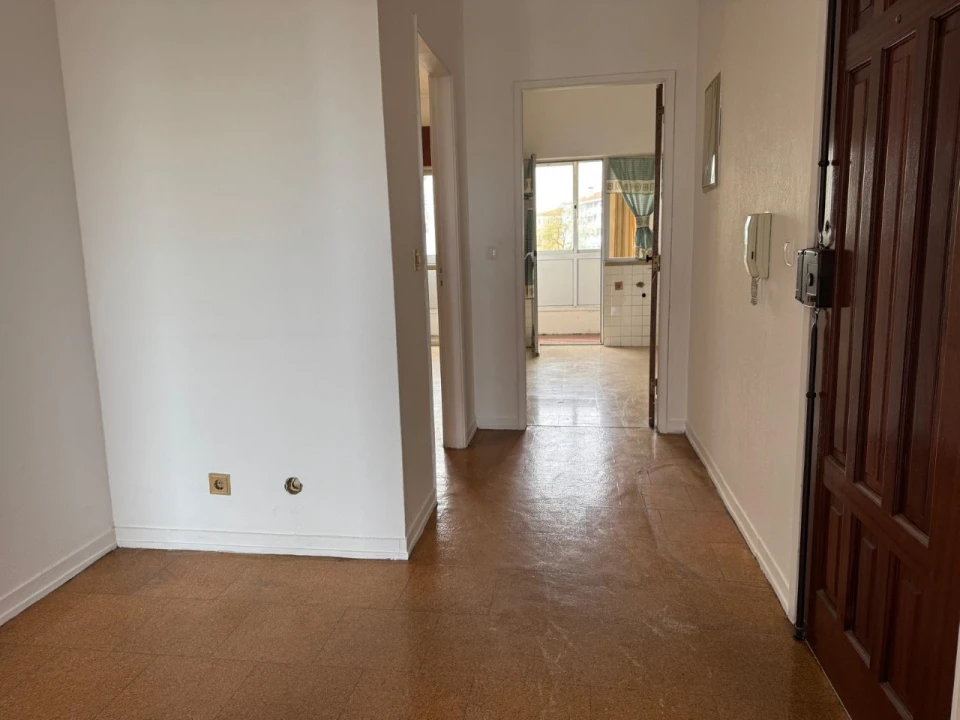 Apartamento T2 para Venda em Olivais Foto 2