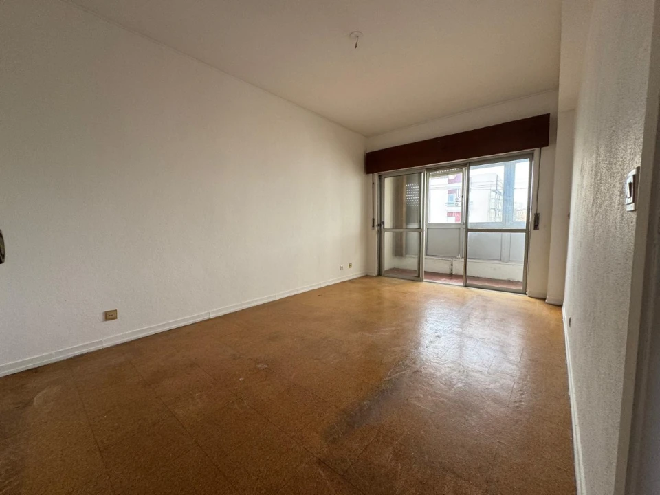 Apartamento T2 para Venda em Olivais Foto 8