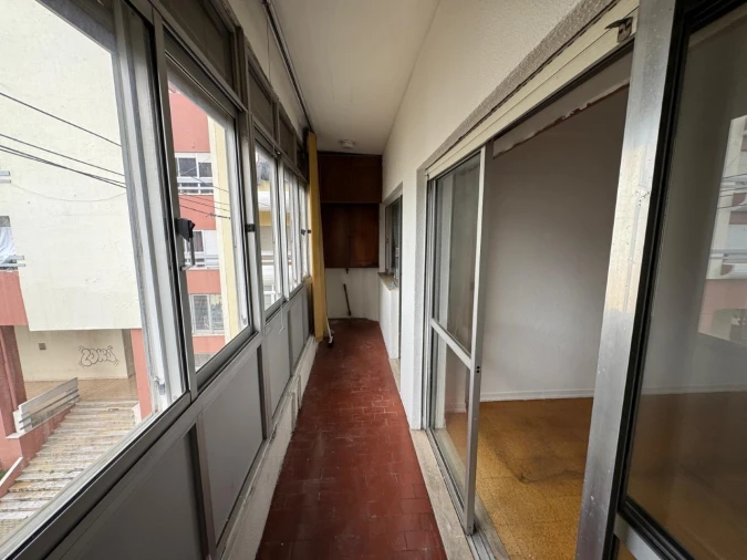 Apartamento T2 para Venda em Olivais Foto 10