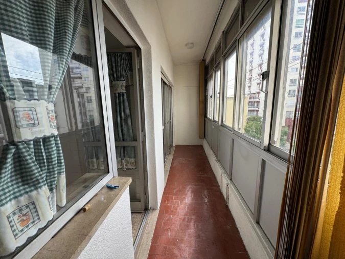 Apartamento T2 para Venda em Olivais Foto 11