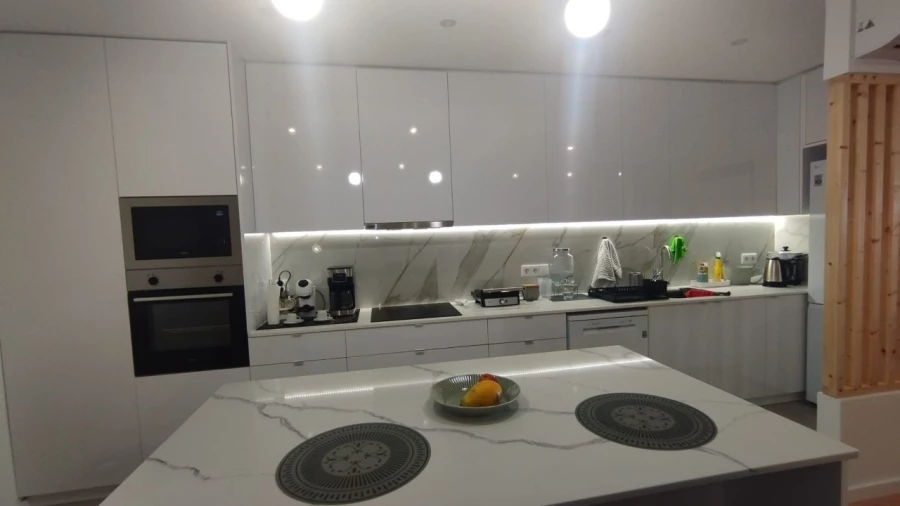 Apartamento T3 para Venda em Alfragide Foto 14