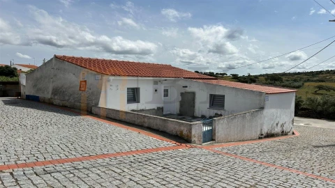 Quinta T1 para Venda em Santana de Cambas