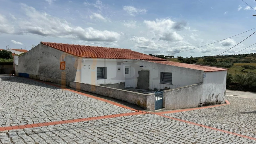 Quinta T1 para Venda em Santana de Cambas