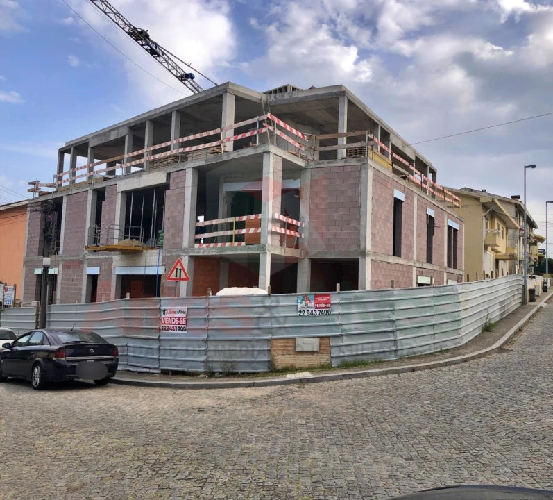 Apartamento T1 para Venda em Cidade da Maia Foto 13