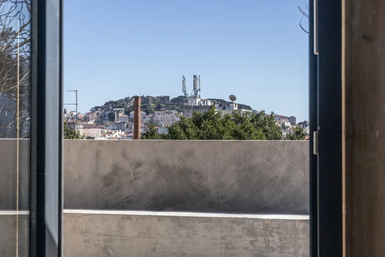 Apartamento T3 para Venda em Santo António Foto 3