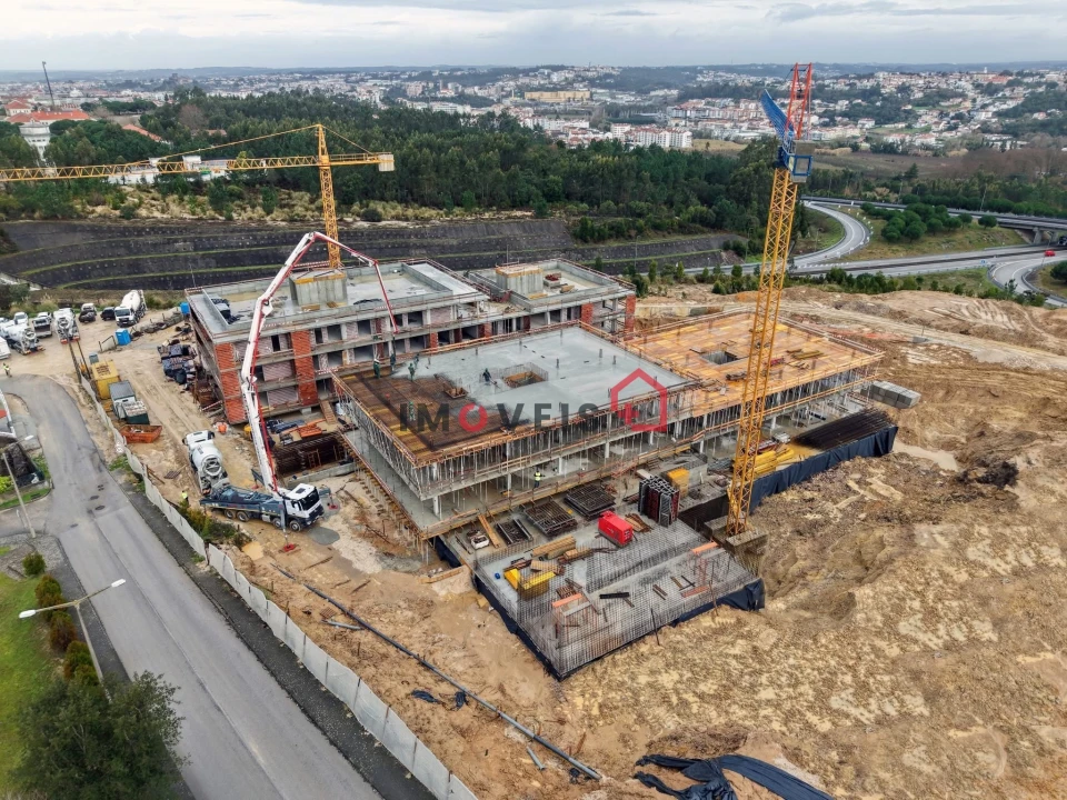 Apartamento T0 para Venda em Leiria, Pousos, Barreira e Cortes Foto 18