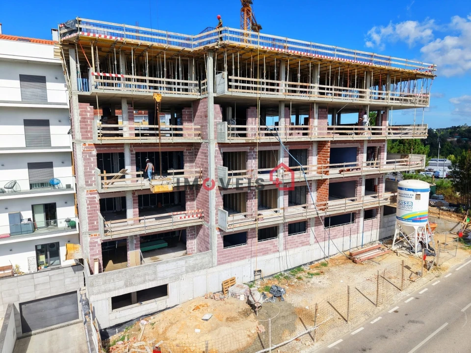 Apartamento T1 para Venda em Leiria, Pousos, Barreira e Cortes Foto 1