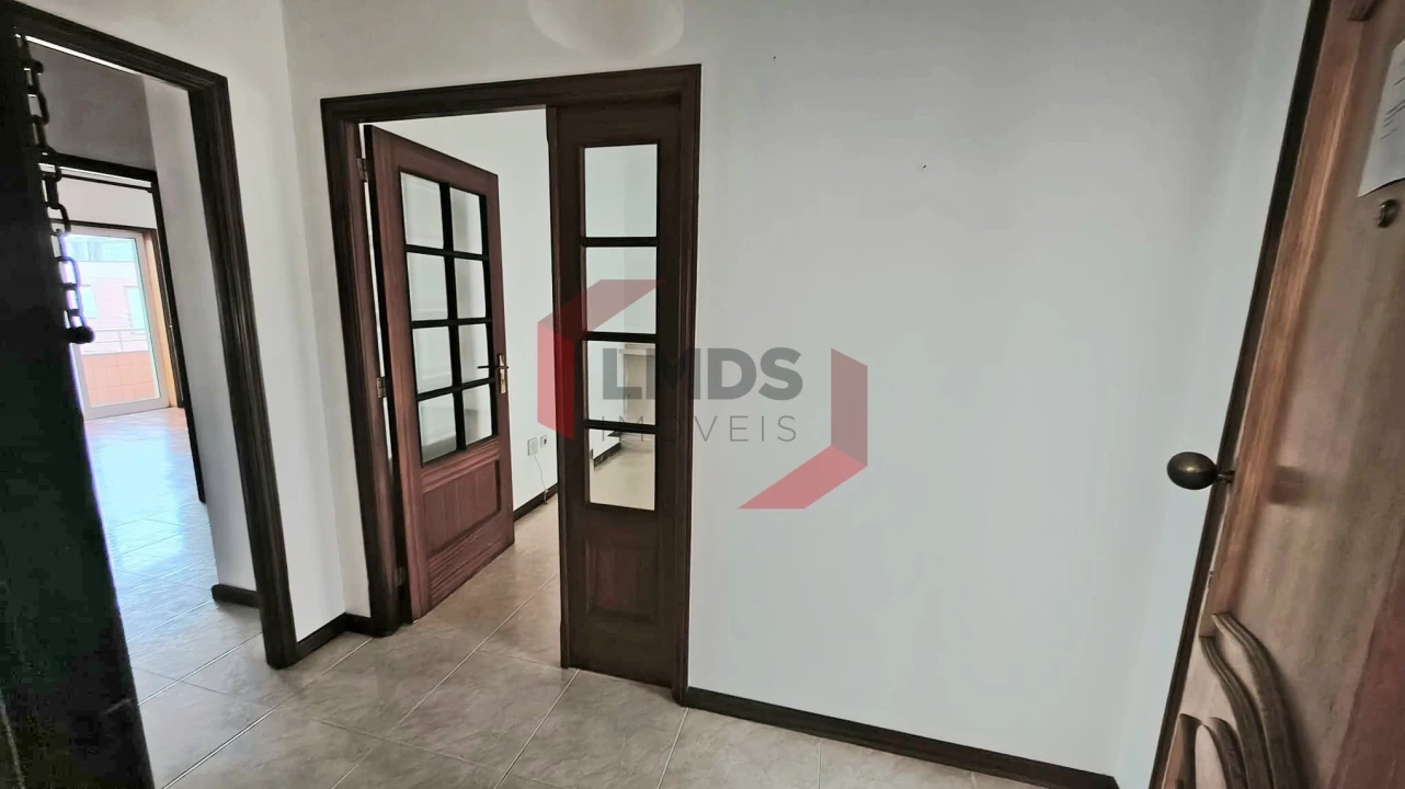 Apartamento T2 para Venda em Madalena Foto 6