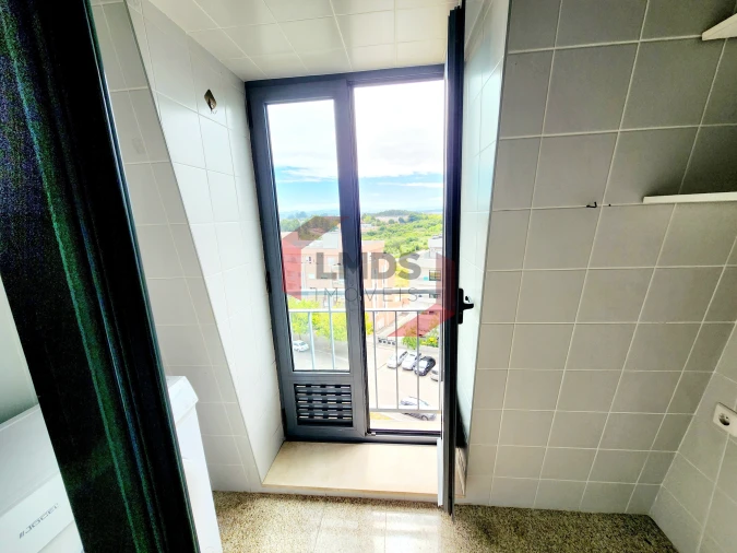 Apartamento T3 para Venda em Oliveira do Douro Foto 7