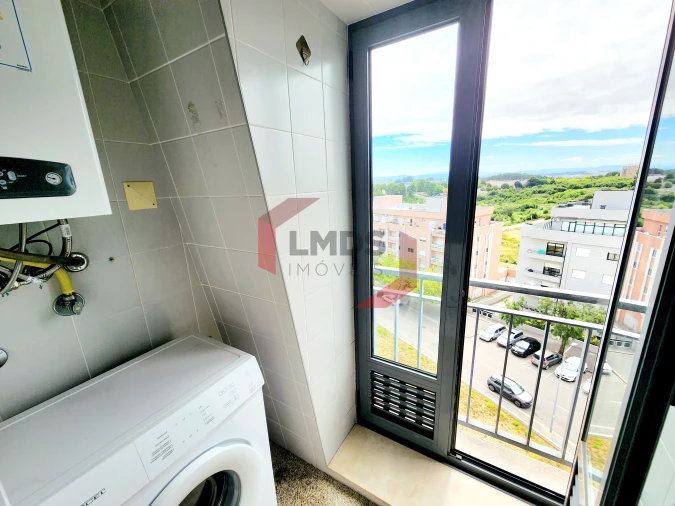 Apartamento T3 para Venda em Oliveira do Douro Foto 8