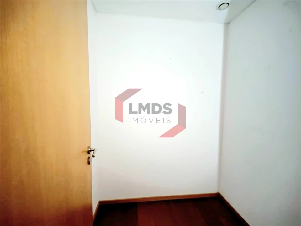 Apartamento T2 para Venda em Oliveira do Douro Foto 17