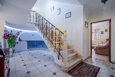 Moradia T5 para Venda em Portimão