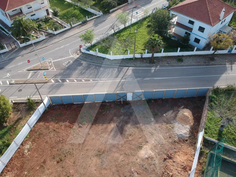 Terreno para Venda em Querença, Tôr e Benafim Foto 4