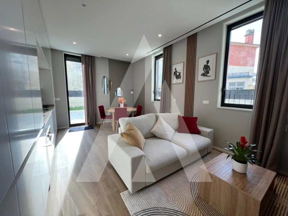 Apartamento T1 para Arrendamento em Glória e Vera Cruz Foto 1