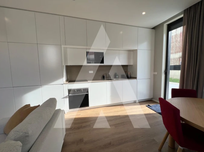 Apartamento T1 para Arrendamento em Glória e Vera Cruz Foto 8