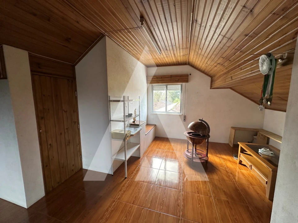 Moradia T3 para Venda em Vitorino das Donas Foto 22