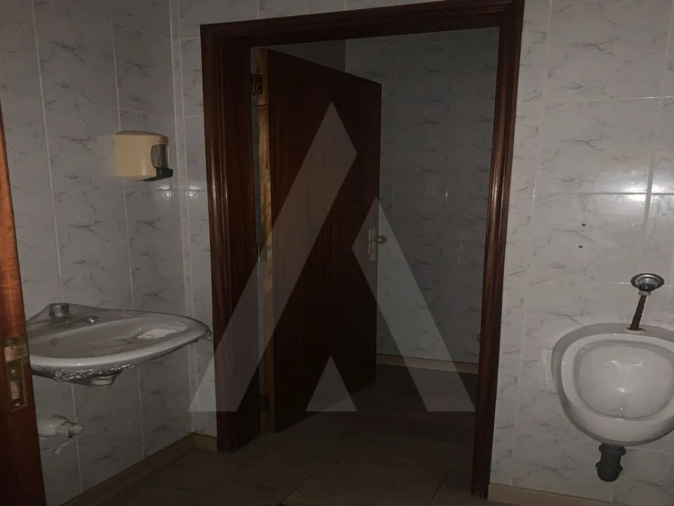 Loja para Venda em Esgueira Foto 8