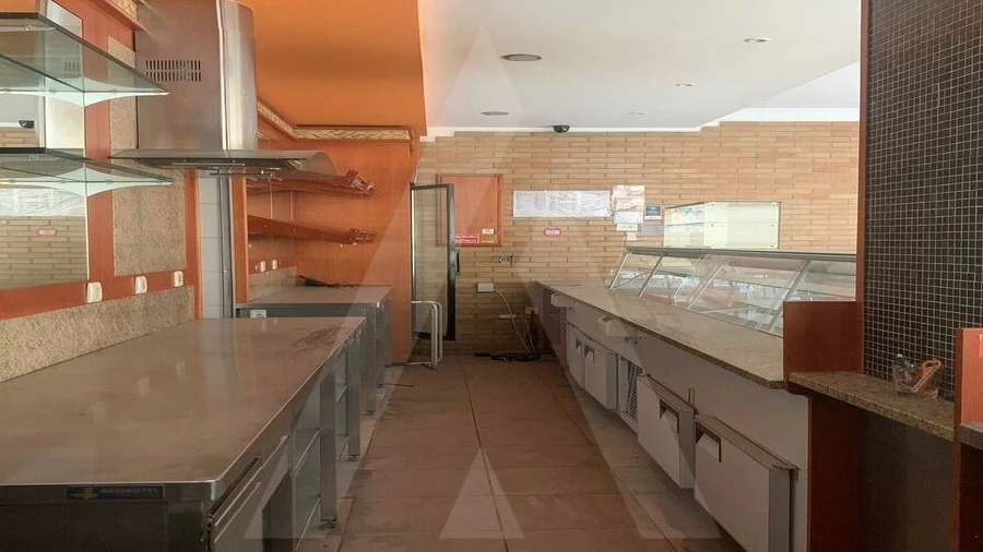 Loja para Venda em Esgueira