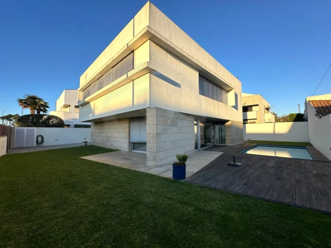 Moradia T4 para Venda em Esposende, Marinhas e Gandra