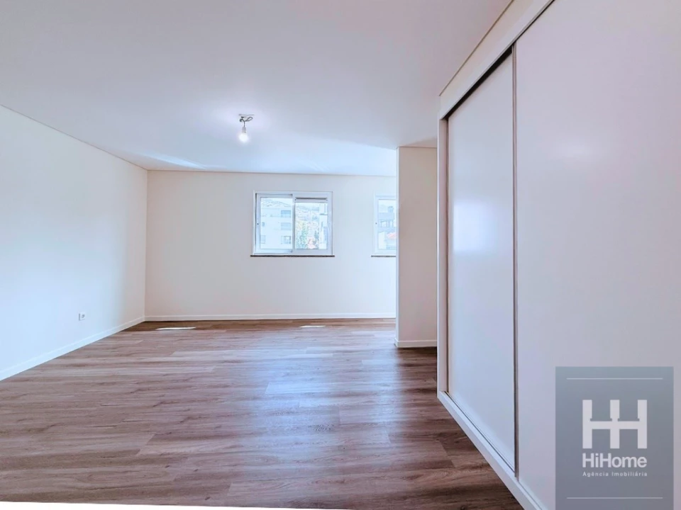 Apartamento T4 para Venda em Funchal (Se) Foto 19