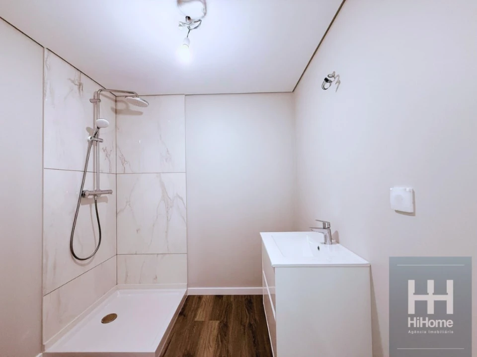 Apartamento T4 para Venda em Funchal (Se) Foto 21