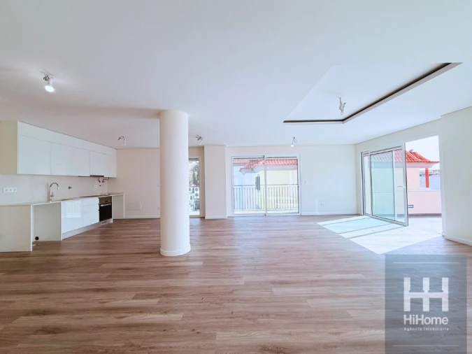 Apartamento T4 para Venda em Funchal (Se) Foto 2