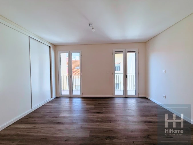 Apartamento T4 para Venda em Funchal (Se) Foto 16