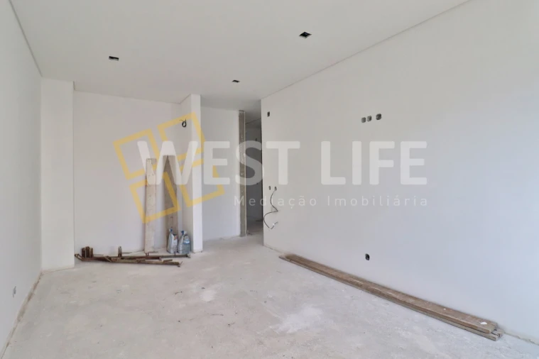 Moradia T3 para Venda em Carvoeira Foto 22