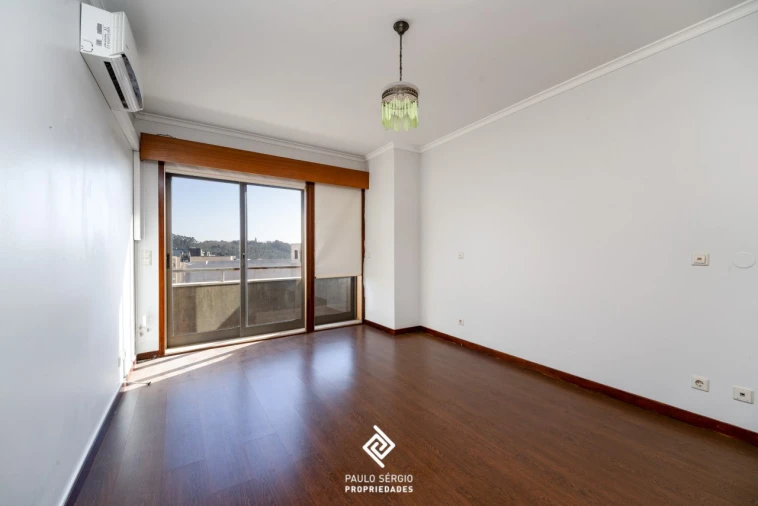 Apartamento T4 para Venda em Pedroso e Seixezelo Foto 15