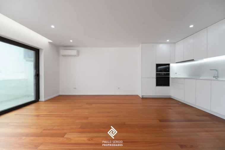 Apartamento T3 para Venda em Espinho Foto 18