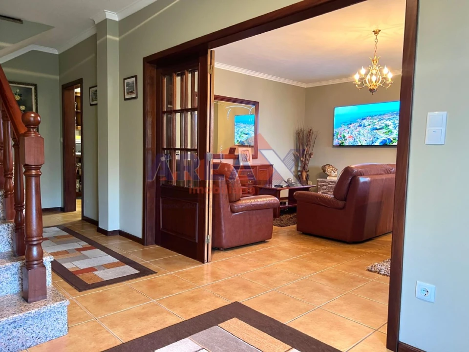 Quinta T3 para Venda em Vila de Cucujães Foto 6