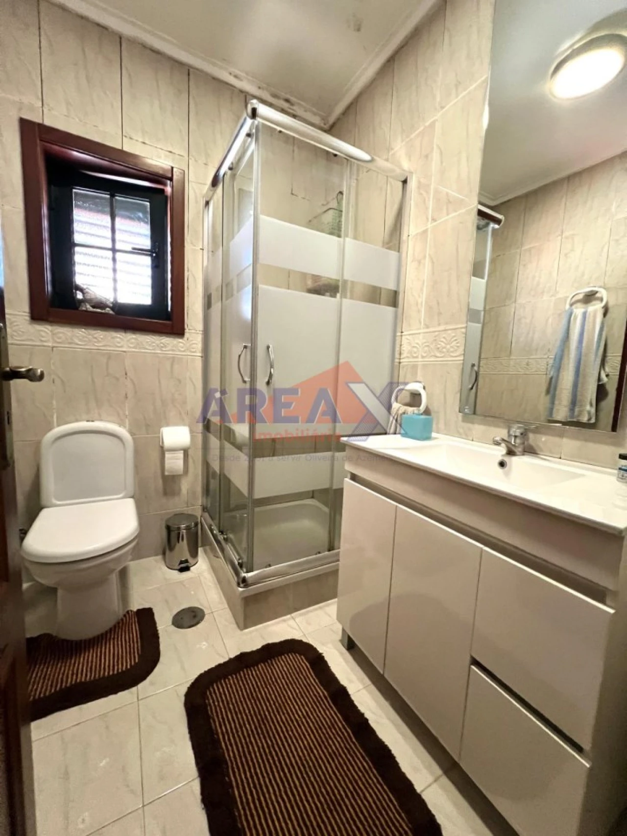 Quinta T3 para Venda em Vila de Cucujães Foto 19