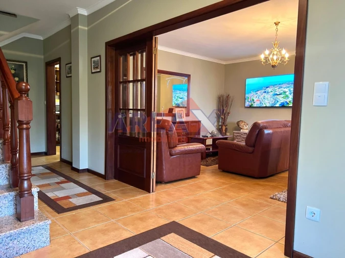 Quinta T3 para Venda em Vila de Cucujães Foto 6