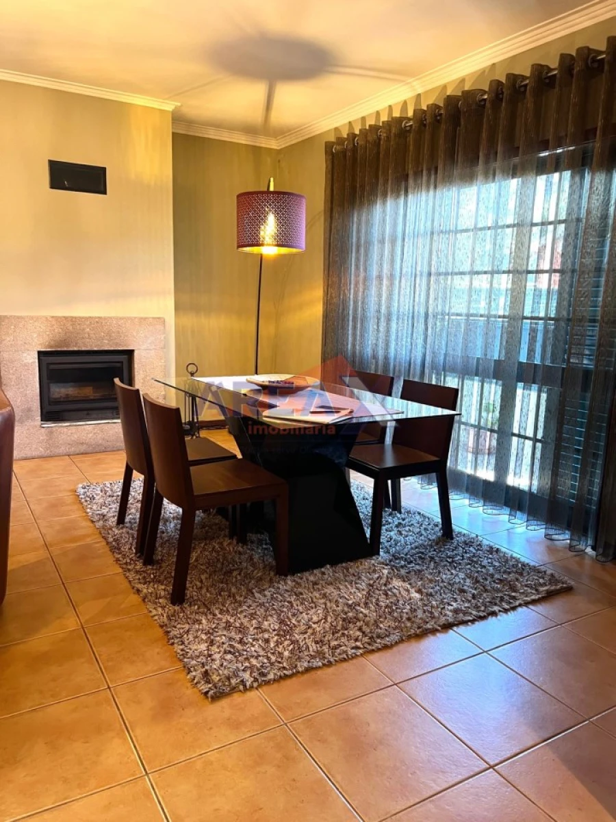 Quinta T3 para Venda em Vila de Cucujães Foto 11