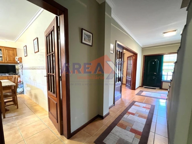 Quinta T3 para Venda em Vila de Cucujães Foto 13