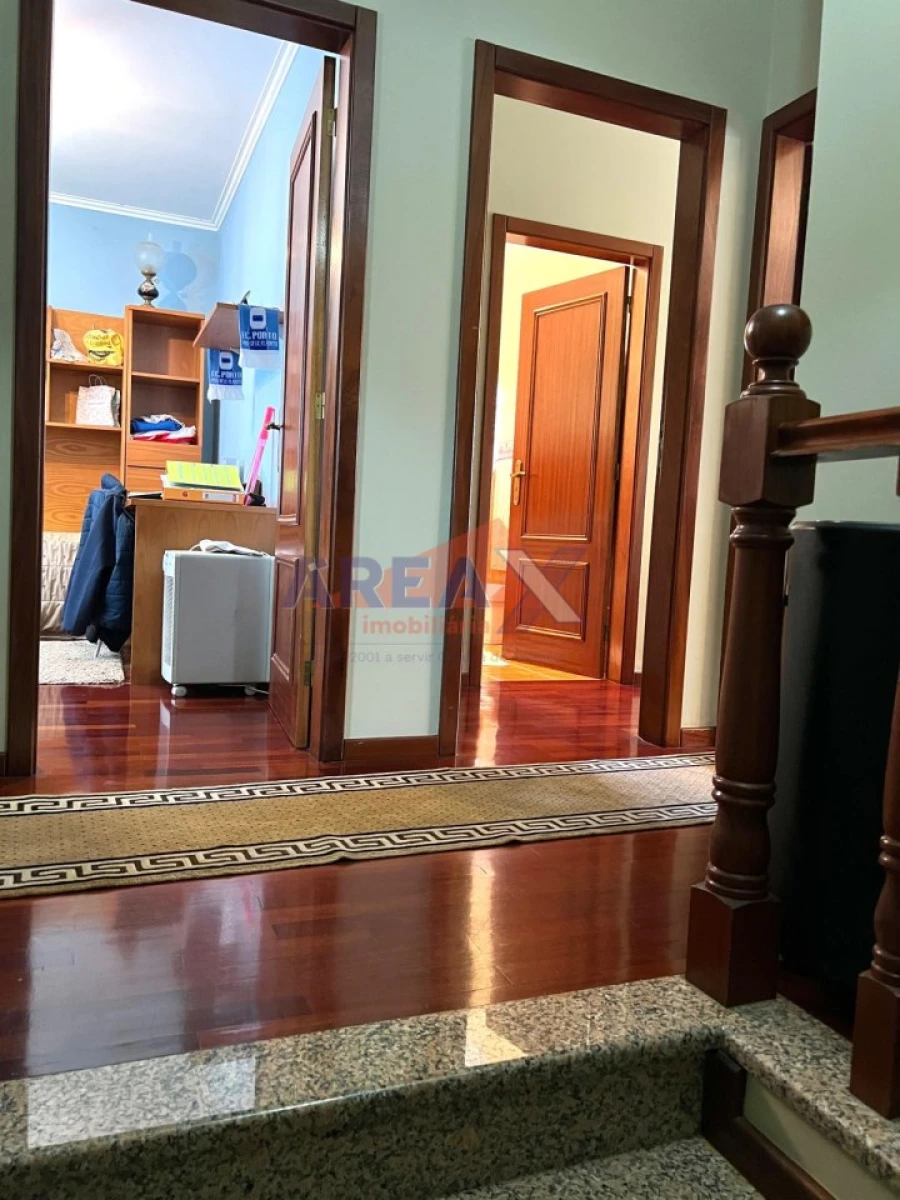 Quinta T3 para Venda em Vila de Cucujães Foto 21