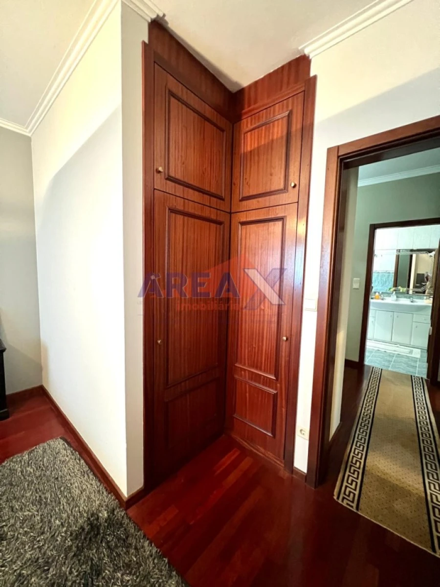 Quinta T3 para Venda em Vila de Cucujães Foto 26