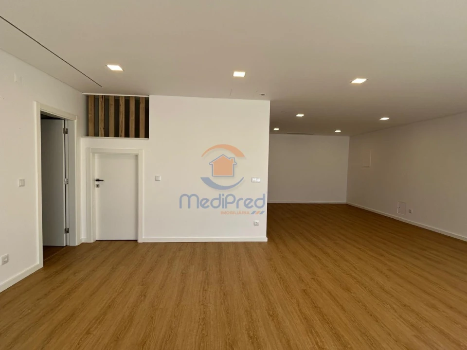 Moradia T5 para Venda em Loures Foto 7