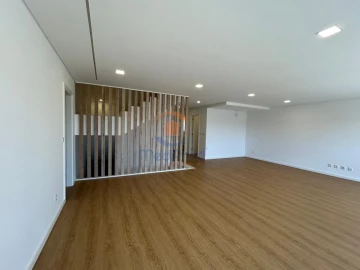 Moradia T5 para Venda em Loures