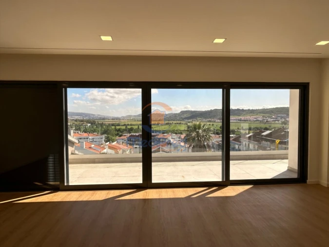 Moradia T5 para Venda em Loures Foto 41