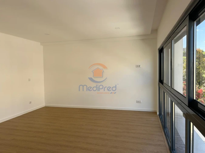 Moradia T5 para Venda em Loures Foto 57