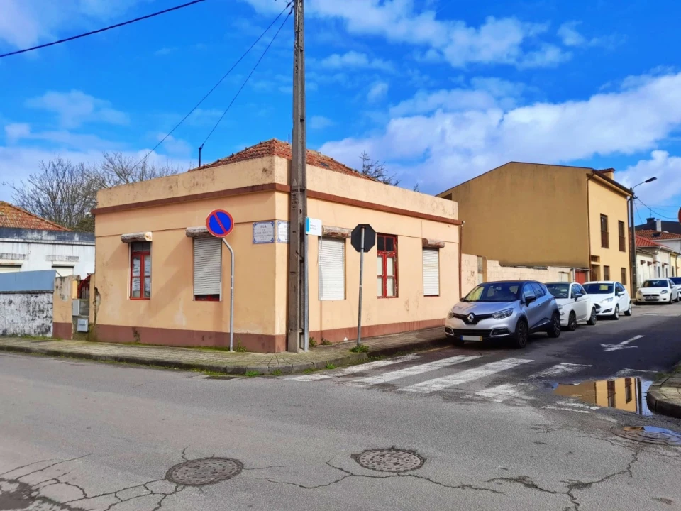 Moradia T5 para Venda em Matosinhos e Leça da Palmeira Foto 1